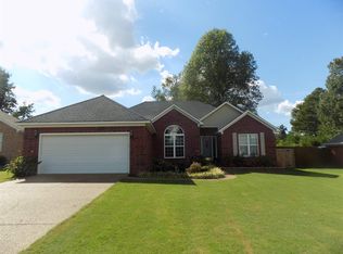 211 Reed Cir, Medina, TN 38355