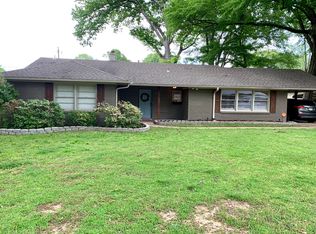 4852 Hummingbird Ln, Memphis, TN 38117