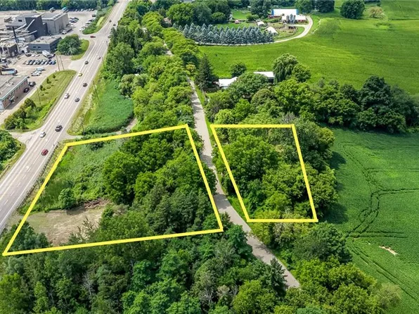 845 Collinson Rd, Hamilton, ON L9H 5E2
