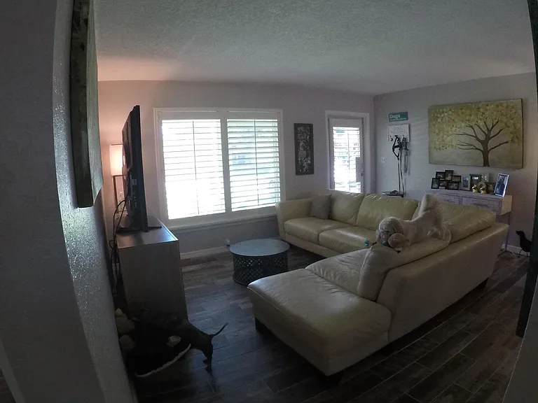 1007 SW 18th St — Photo 3