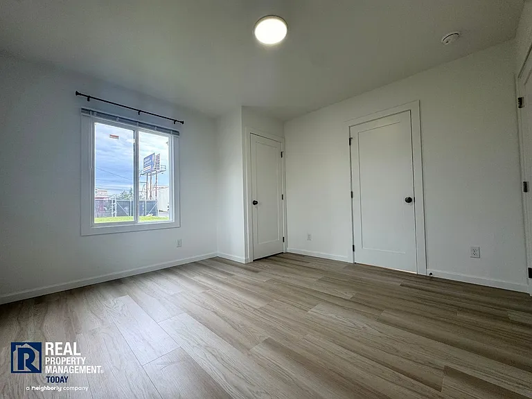 8420 1/2 S Tacoma Way #1 — Photo 11