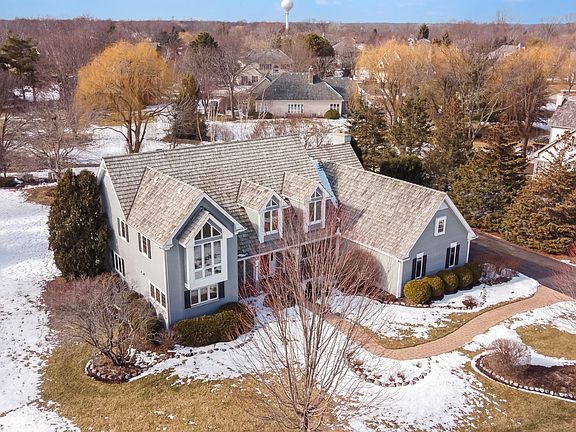 3rd image of 17804 W Pond Ridge Cir