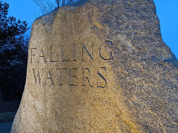 8-foot rock marks drive