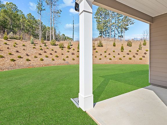4th image of 84 White Spruce Way