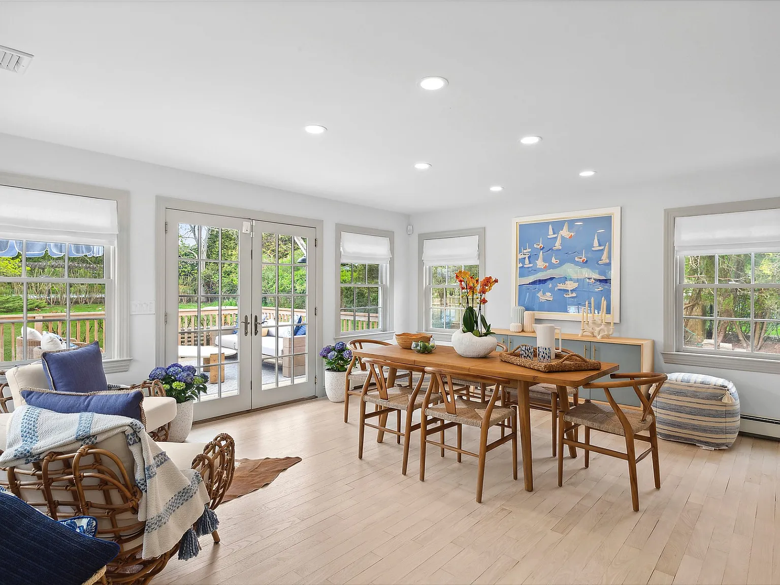 Bridgehampton Retreat: Luxurious Living Near Town & Beach — Photo 3