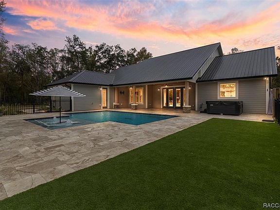 5th image of 8719 W Joyce Ln
