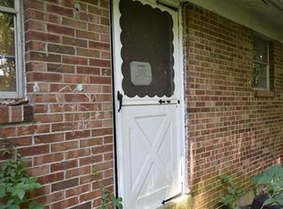 25 Sharilane Dr, Fairview Heights, IL 62208