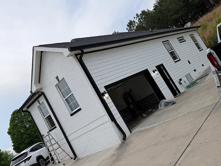 200 Blair Rd — Photo 2