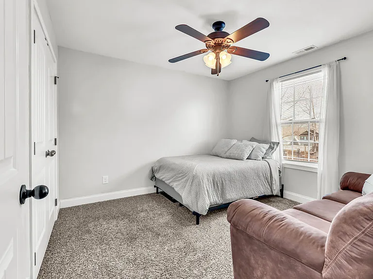 505 Sourwood Dr — Photo 26