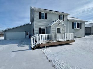 102 County Road 16 S, Comfrey, MN 56019
