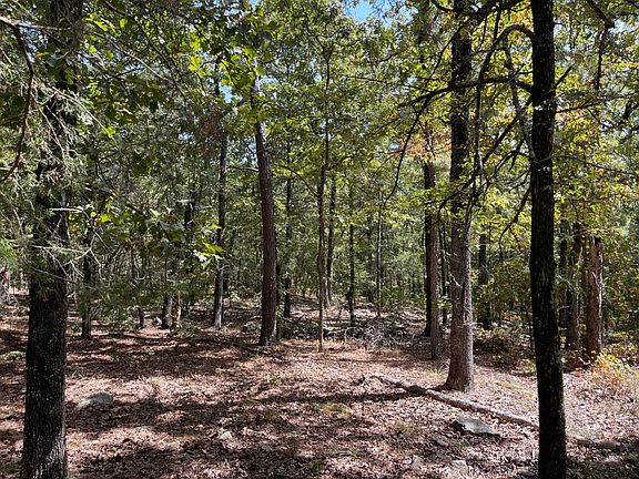 3rd image of 926 Whispering Pines Loop