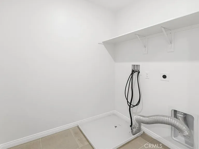 913 Helena Rdg #913 — Photo 5