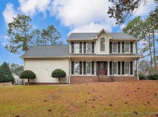 7635 Trappers Rd, Fayetteville, NC 28311