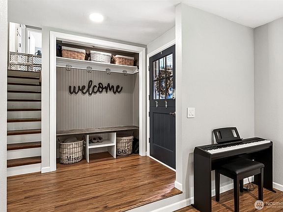 4th image of 4519 Ferndale Court SE