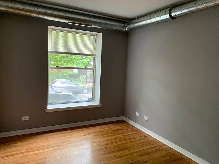 7508 N Damen Ave #3 — Photo 8