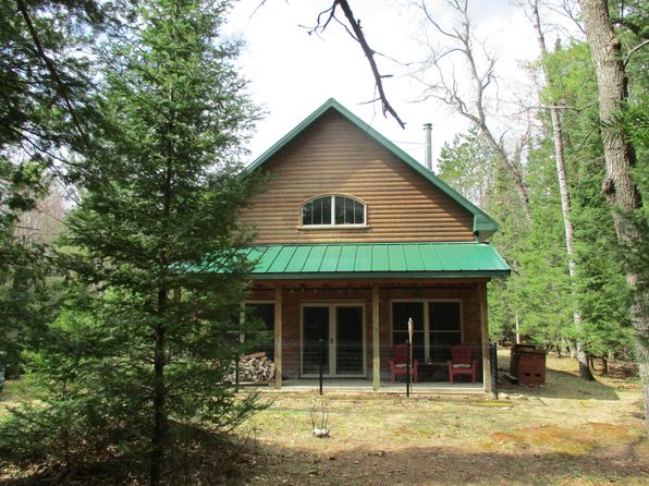 10719 Arrow Dr, Grayling, MI 49738