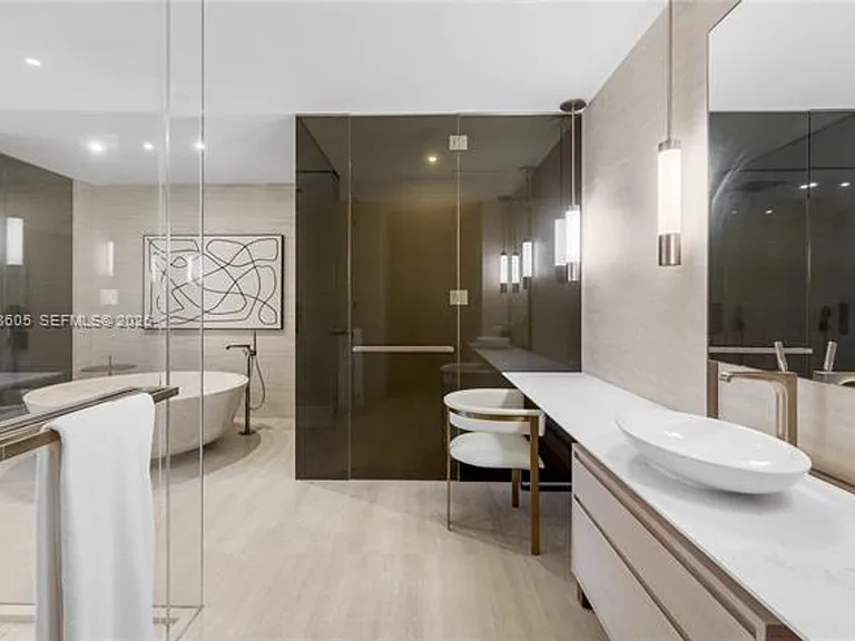 8955 NE Collins Ave #301 — Photo 29