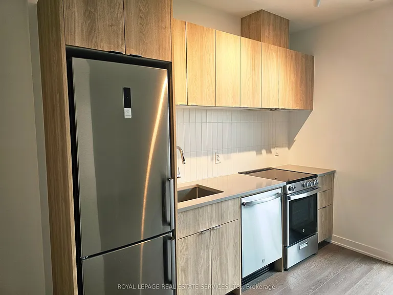 1660 Bloor St W #1214 — Photo 7