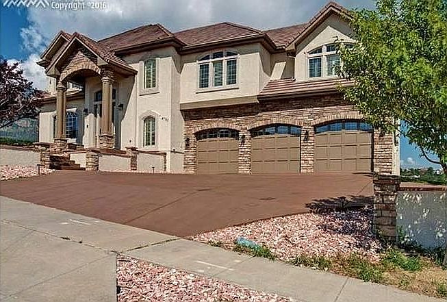 1st image of 4780 Broadmoor Bluffs Dr