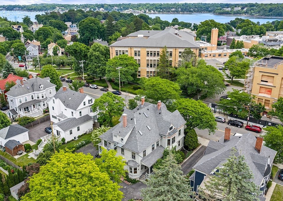 1st image of 18 Loring Ave #3