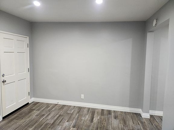 5th image of 16511 Prairie Ave