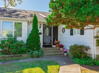 46 Idaho Ave, Bay Shore, NY 11706