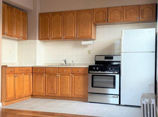 2841 Waterbury Ave #2A, Bronx, NY 10461