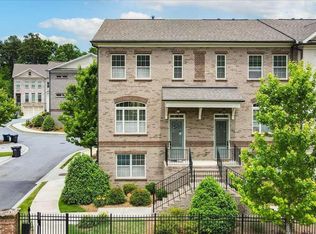 1060 Township Sq, Alpharetta, GA 30022
