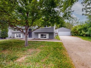 714 37th Ave NW, Rochester, MN 55901