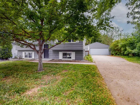 714 37th Ave NW, Rochester, MN 55901