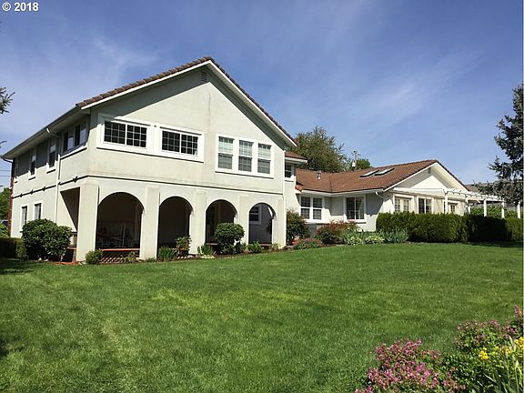 2nd image of 3921 SE 157th Ave