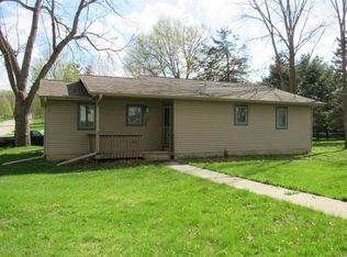 605 Elizabeth St SE, Preston, MN 55965