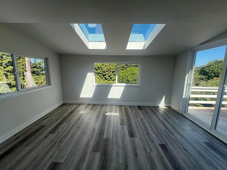 546 Fir Ave — Photo 4