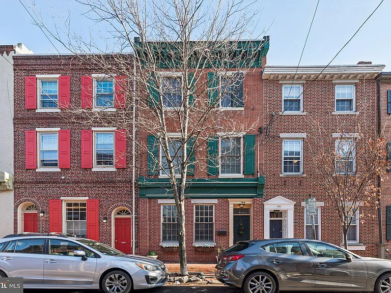 789 S 2nd St — Photo 1