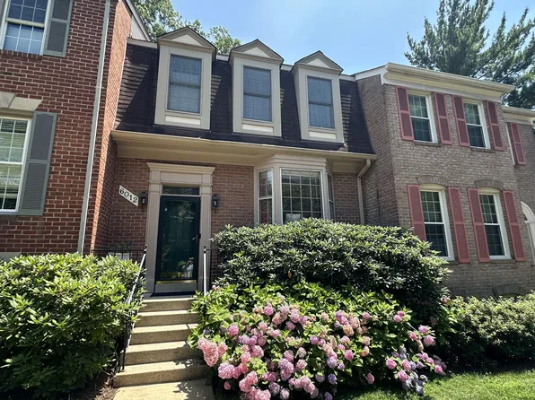 6012 Loganwood Dr, Rockville, MD 20852