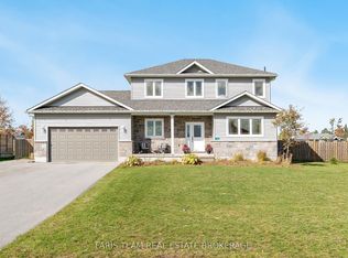 12 Grace Cres, Oro Medonte, ON L3V 8N6