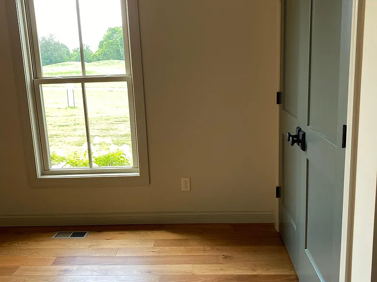 106 Christine Ct — Photo 12