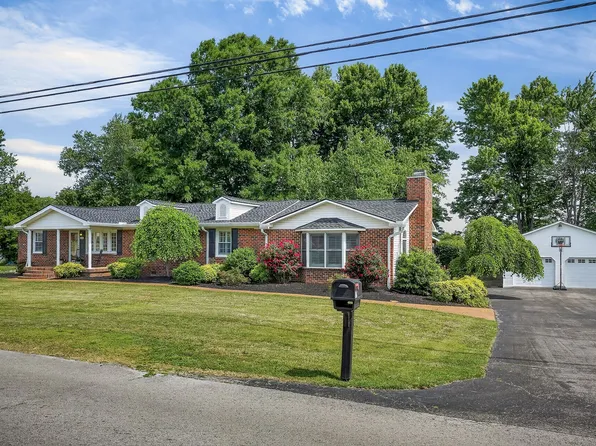 708 Dry Creek Rd, Smithville, TN 37166