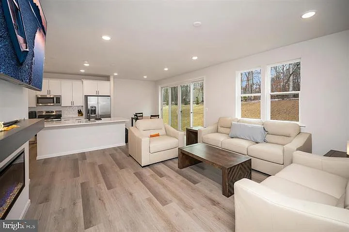 2892 White Tail Dr — Photo 10