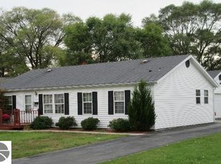 389 N 2nd St, West Branch, MI 48661