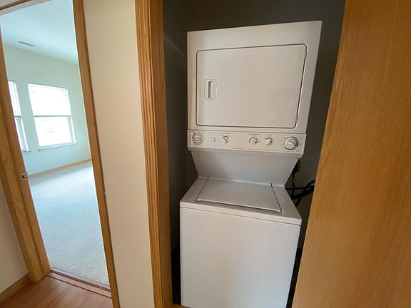 5th image of 2329 Bristol Dr Unit 205
