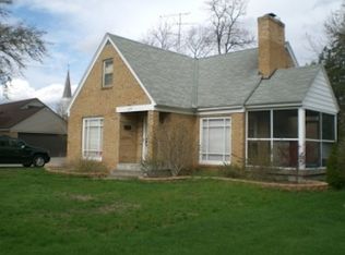 2418 Boulevard Dr SW, Wyoming, MI 49519