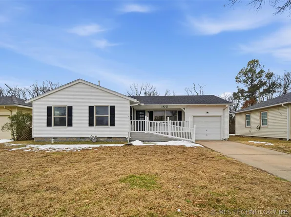 102 Parkview Dr, Bartlesville, OK 74003