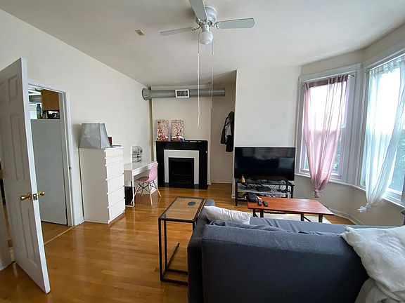 3rd image of 4813 Walton Ave Floor 2