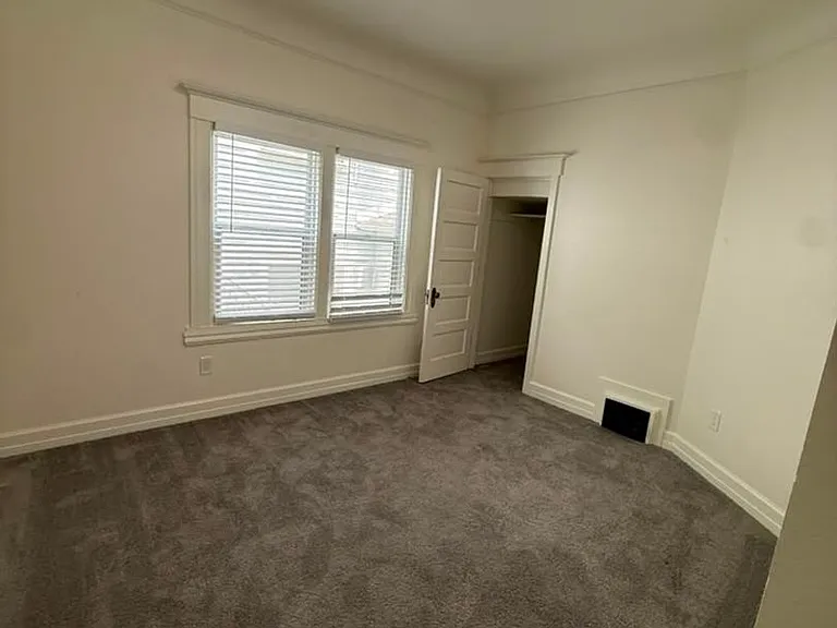 3018 I St #A — Photo 7