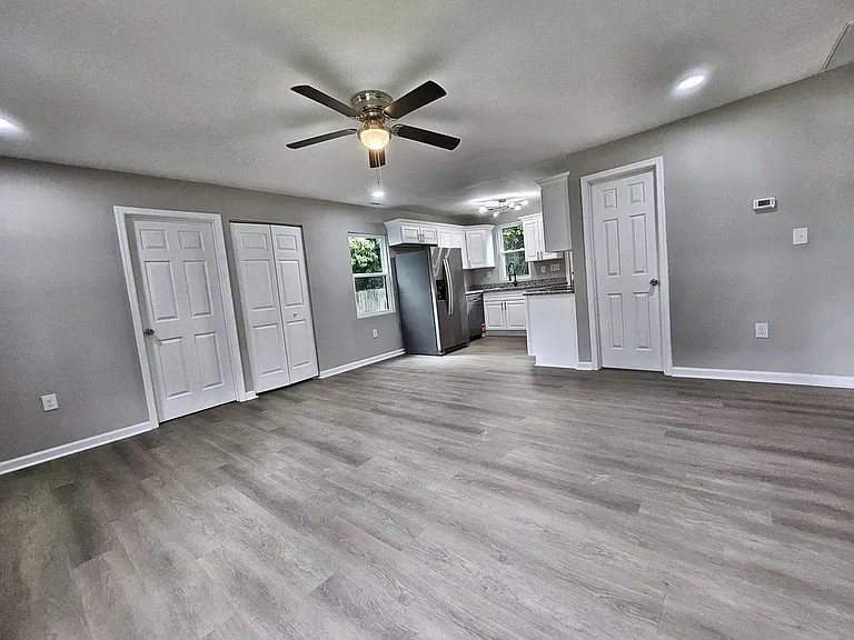 536 Leonard Rd — Photo 3