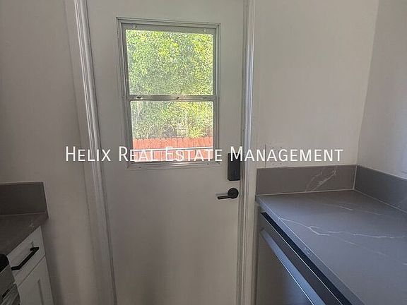 3rd image of 715-721 E Garfield Ave #715-02
