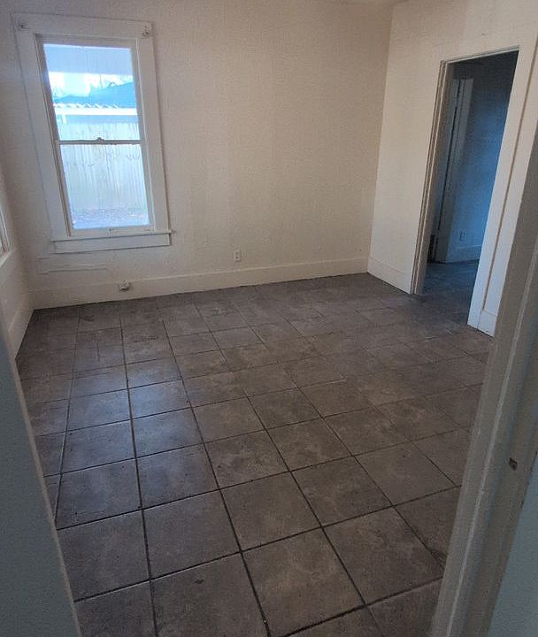 2nd image of 3914 Gerald St