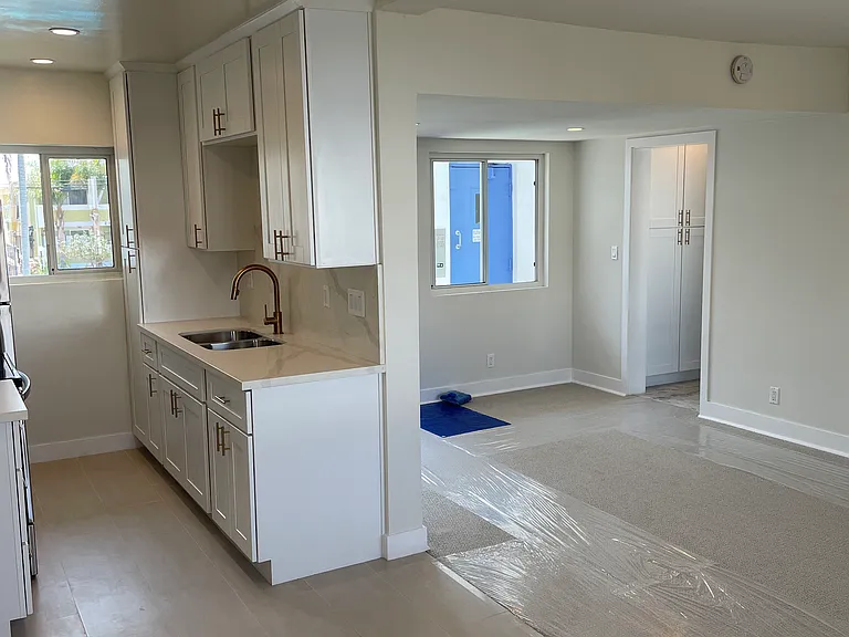 229 Bicknell Ave #205 — Photo 11