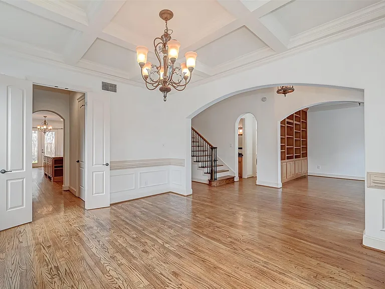 3218 Westridge St — Photo 12